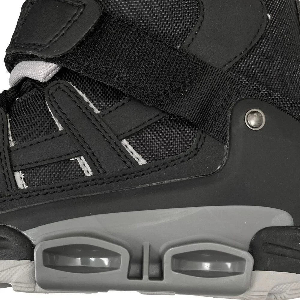 NEW BURTON MOTO SI STEP IN SNOWBOARD BOOTS!  4  BLACK  YOUTH  LINER HOLE